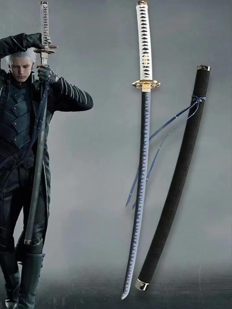 40-calowa Yamato Katana Devil  – Anime Cosplay Real recenzja i cena